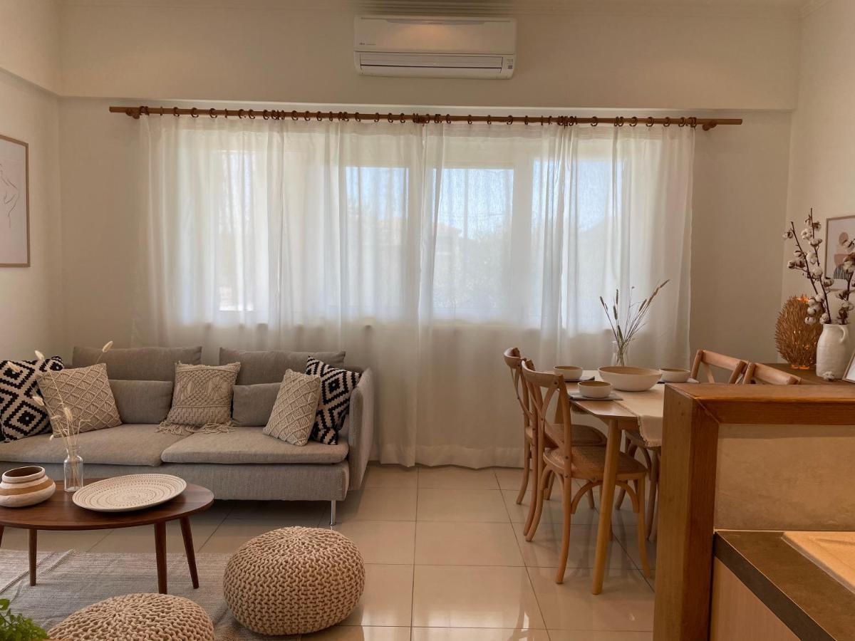Kl Suites Lefkada - Feel At Home New Boho Apartment 400M From Beach Nidri Town Center Buitenkant foto